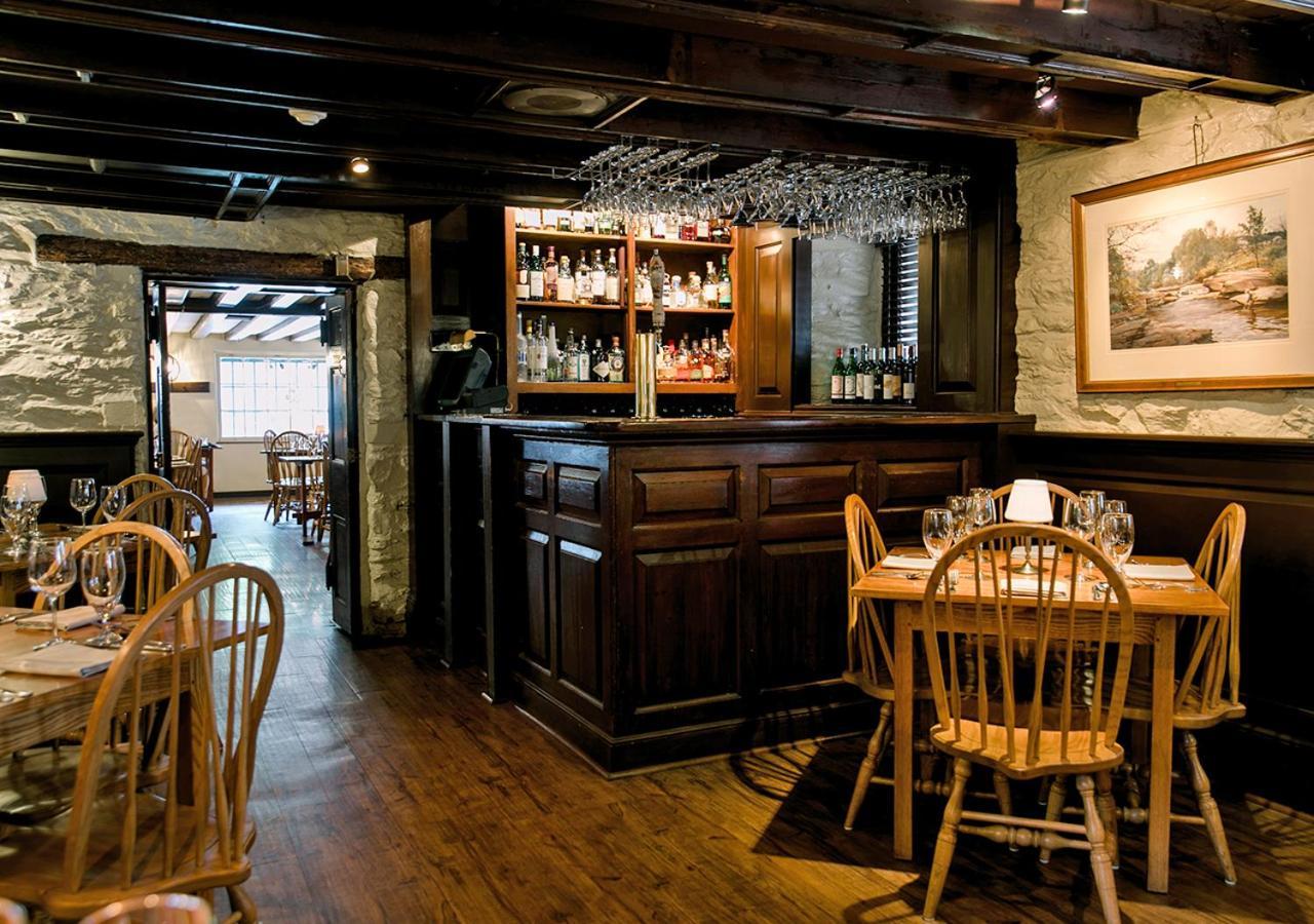 The Red Fox Inn & Tavern Міддлбург Екстер'єр фото