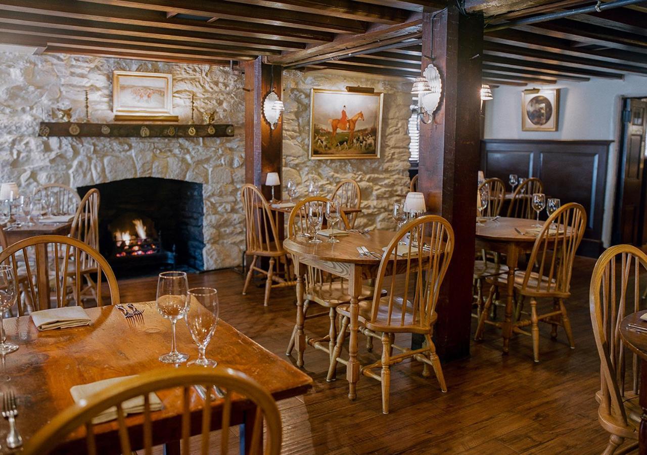 The Red Fox Inn & Tavern Міддлбург Екстер'єр фото